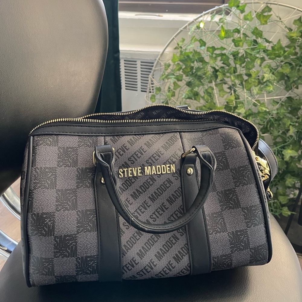 Black Steve Madden Purse with Gold Hardware